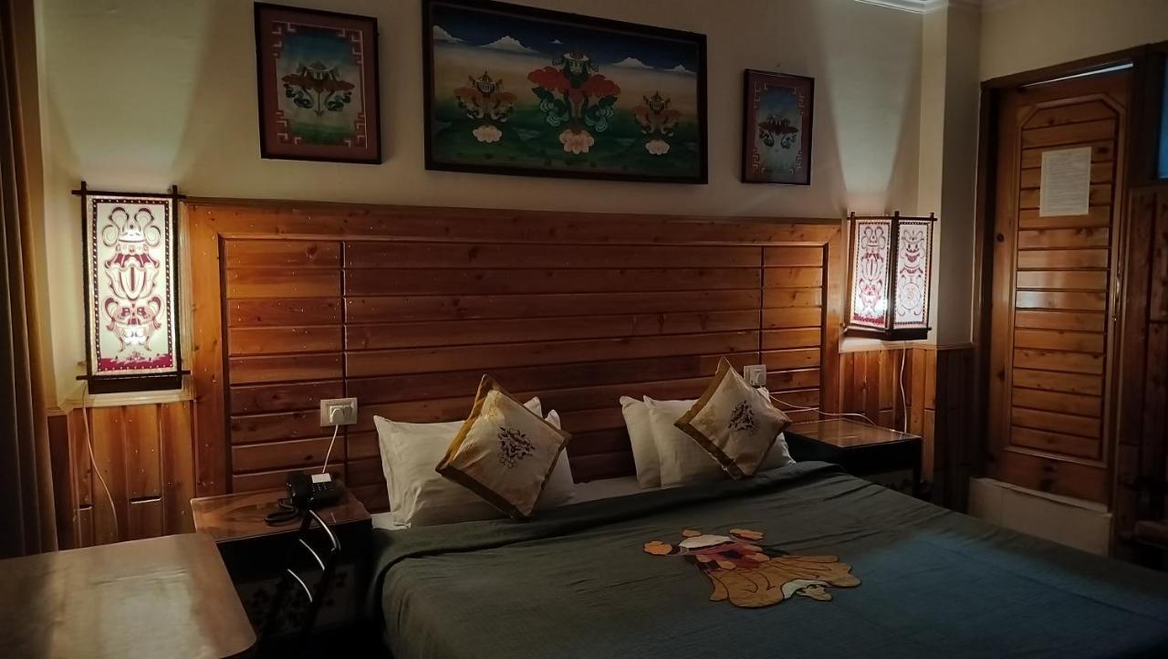 Auspiscious Him View Hotel McLeod Gandzs Kültér fotó