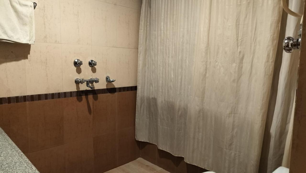 Auspiscious Him View Hotel McLeod Gandzs Kültér fotó