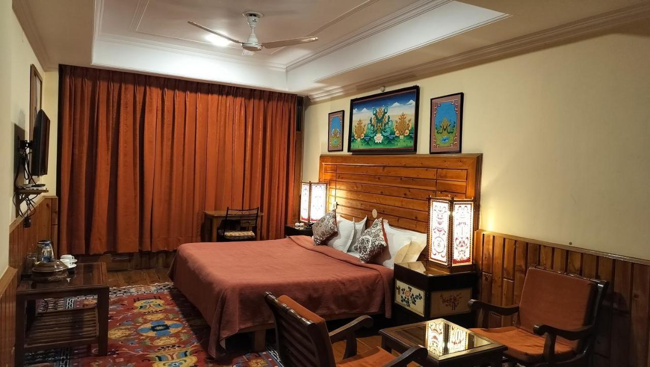 Auspiscious Him View Hotel McLeod Gandzs Kültér fotó